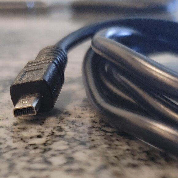 USB Cable for Nikon Coolpix AW110, L25, L26, L28, L620, L810, L820, S01 Camera - Picture 2 of 8